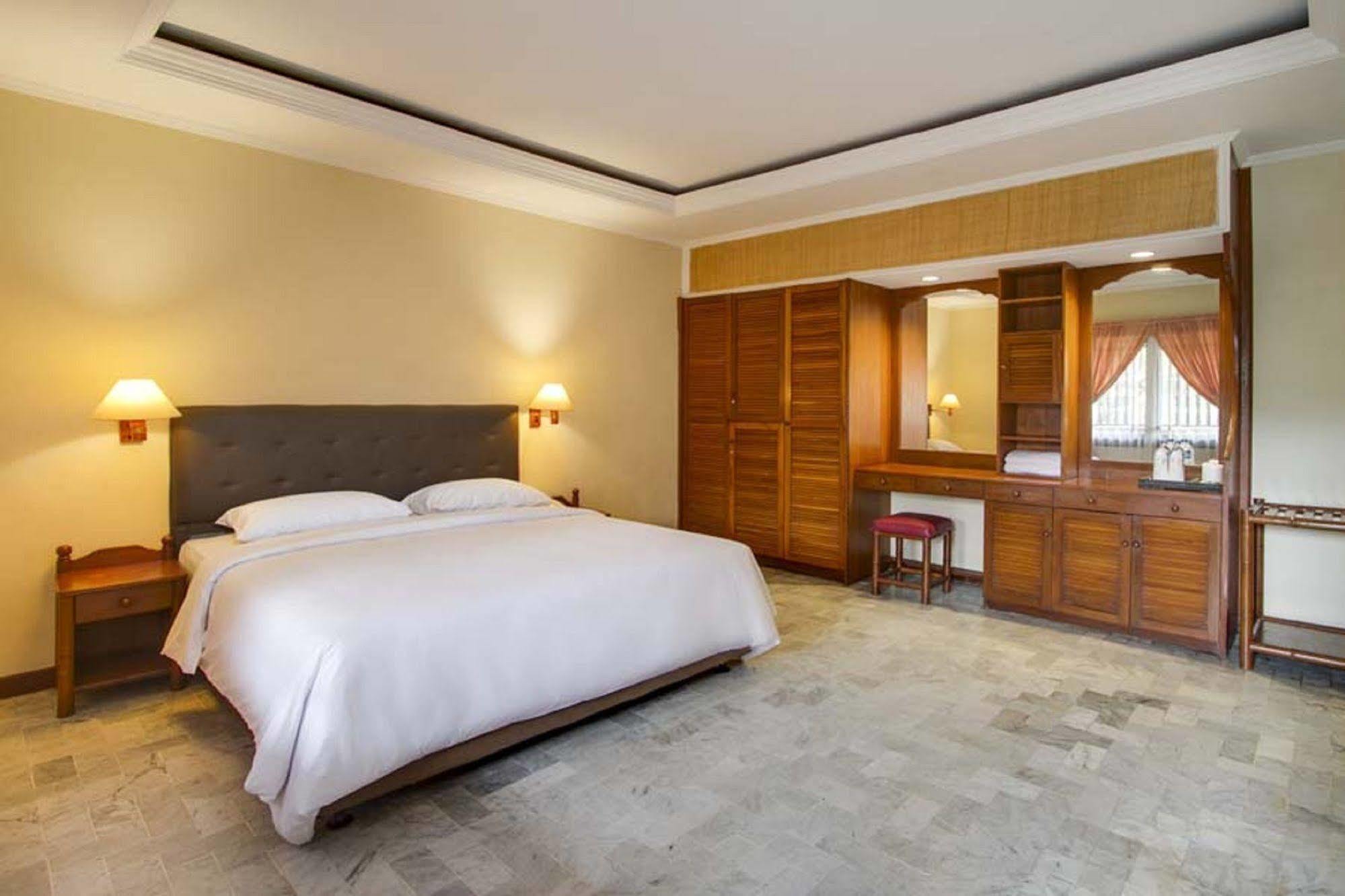 Bali Bungalo Hotel Kuta Lombok Buitenkant foto